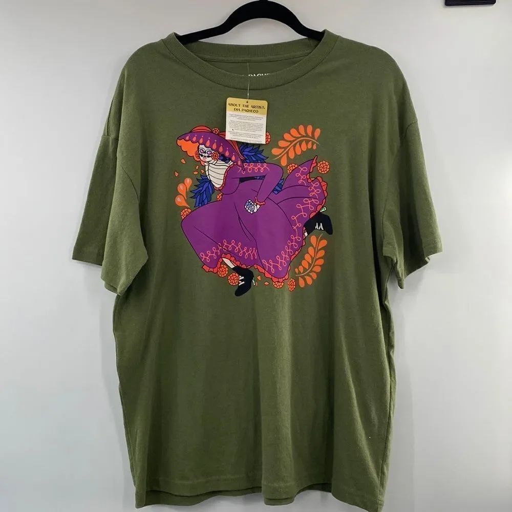 3For$20 NWT De Pacheo Tee Gren/Purple size XL